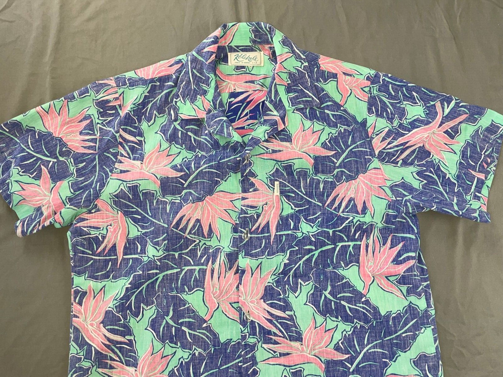 Vintage Kolekole Hawaiian Made Short Sleeve Button Front Reverse Floral Shirt M